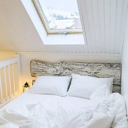 кантрі-клуб тиша Изки